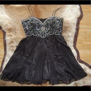 Dave & Johnny Formal Black Dress